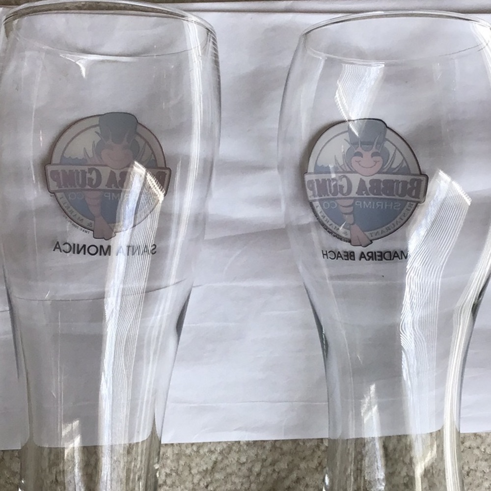 Set of 2 Bubba Gump Shrimp Co. Glasses, Santa Monica (CA) & Madeira Beach (FL) - Picture 7 of 8